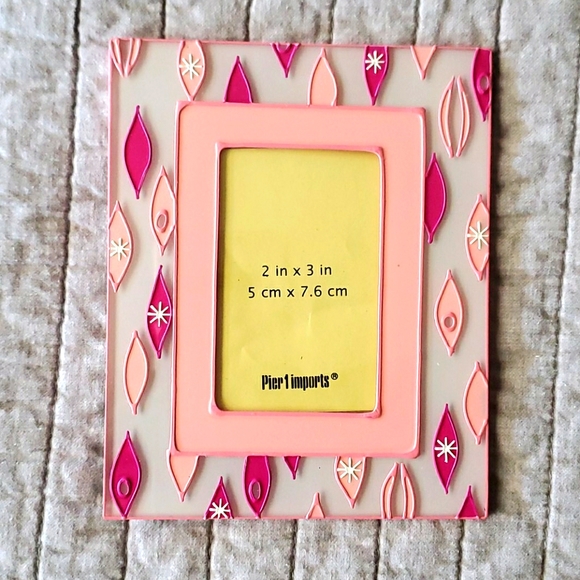 Pier 1 Imports Set of 3 Pink Christmas Decor Frame - Picture 4 of 6